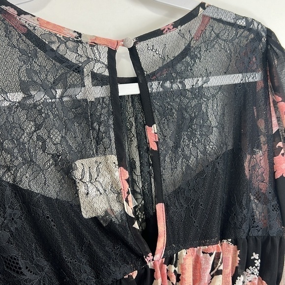 Free People Daphne Blouse in Black Pink Floral Lace Long Sleeve Top Size Small - Picture 6 of 13